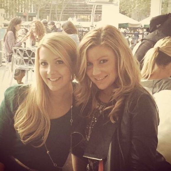 Meet your Posher, Lissa - Picture 1 of 1